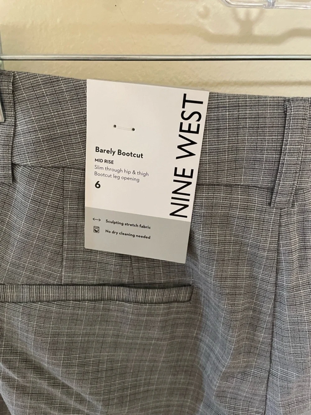 ✨NWT Women’s Nine West Dress Pants Size 6